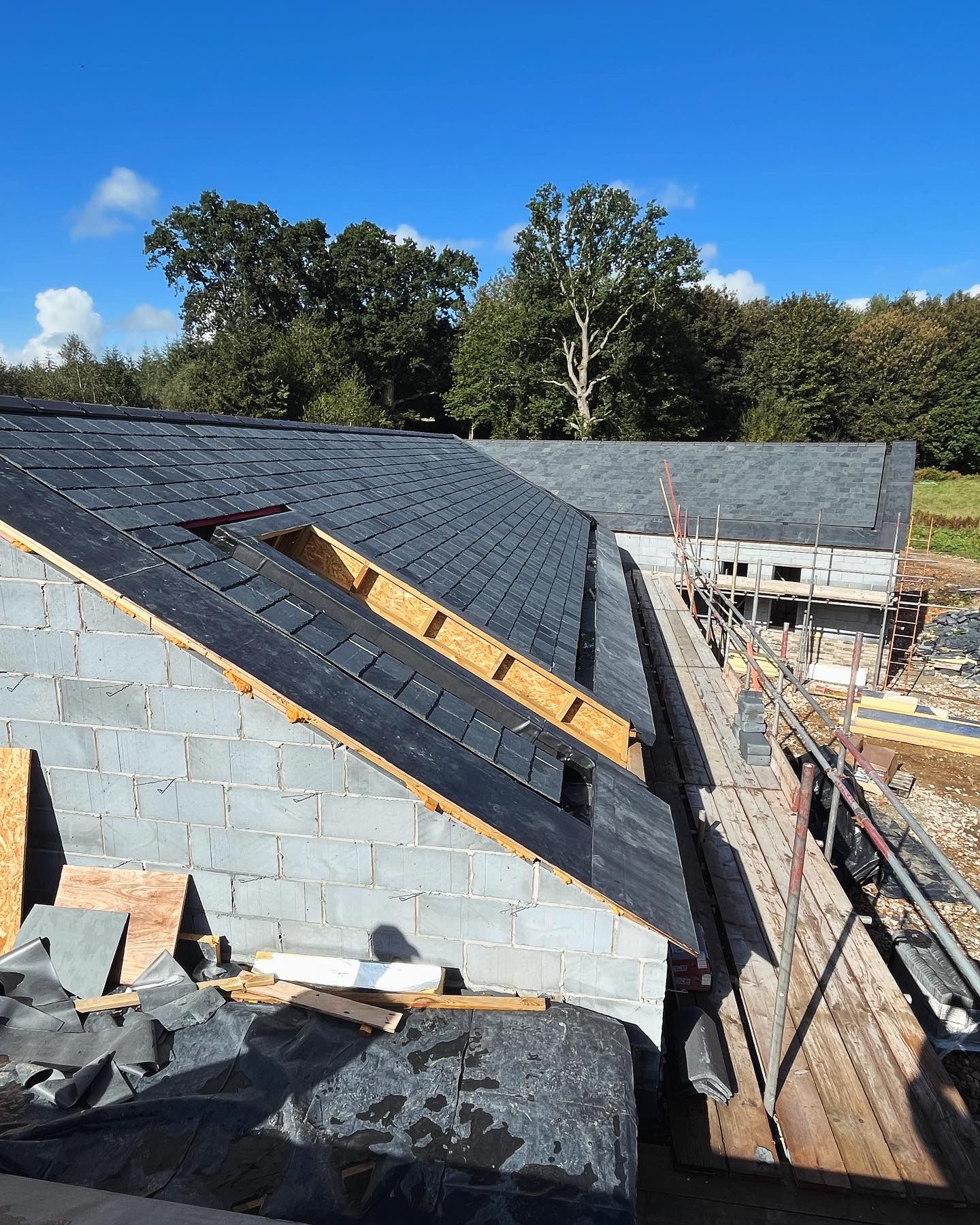 Image gallery slide 1