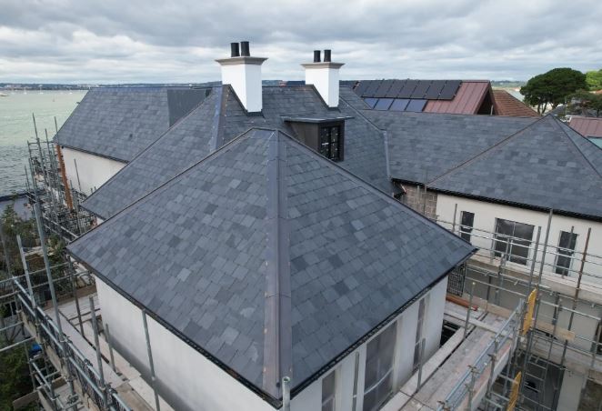 Image gallery slide 2