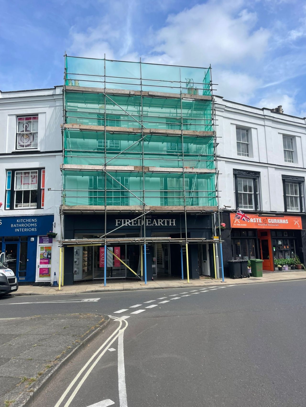 Image gallery slide 1