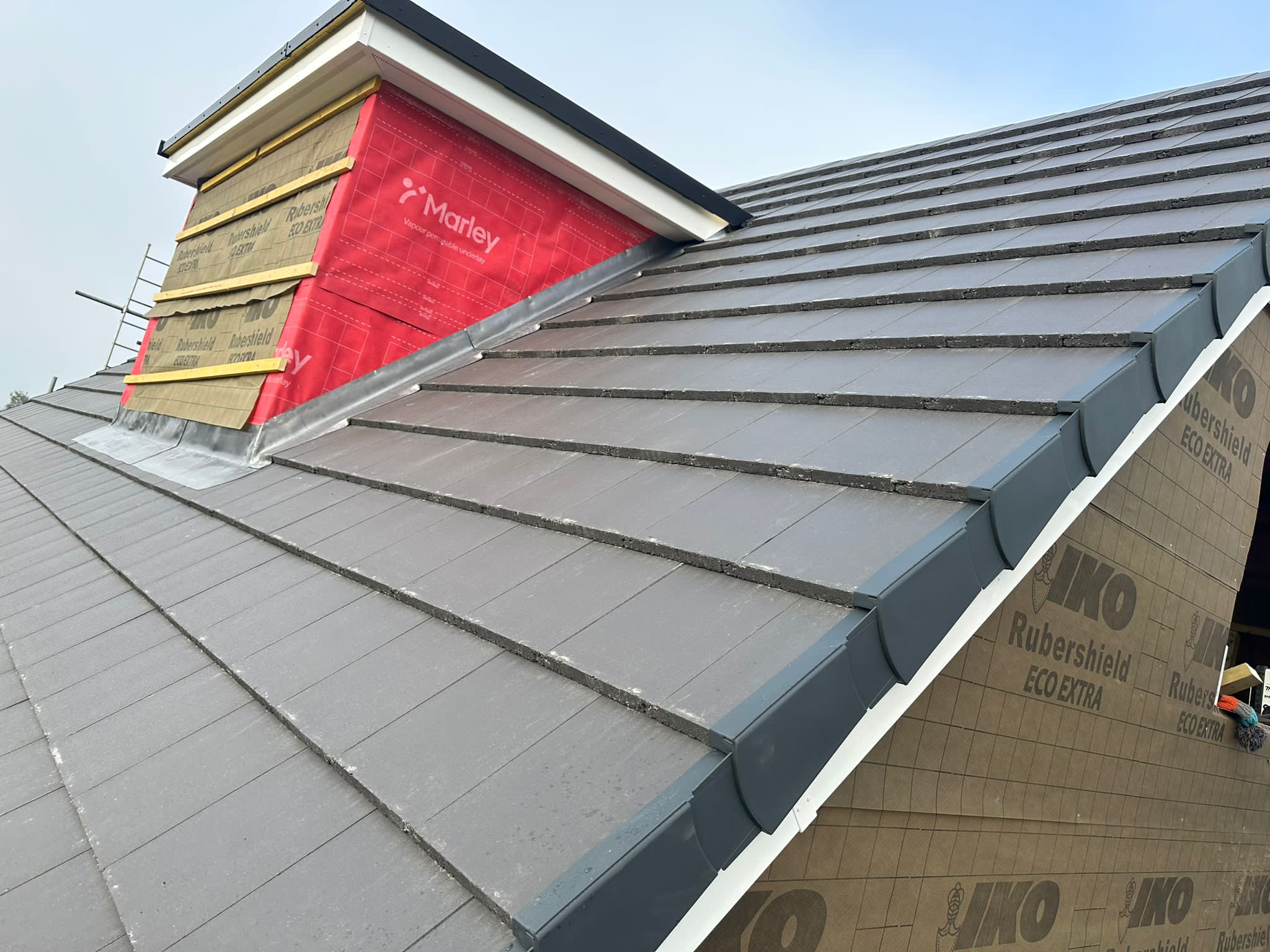 Image gallery slide 5