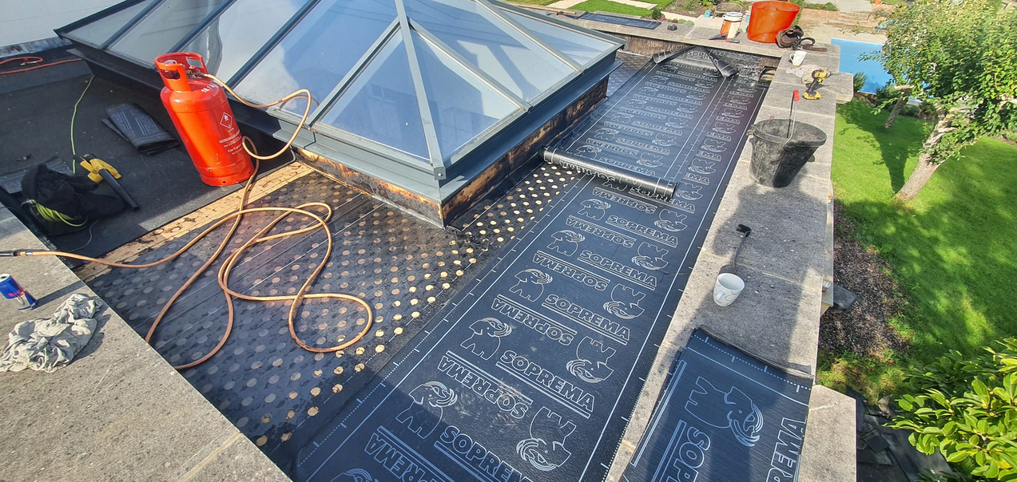 Image gallery slide 8