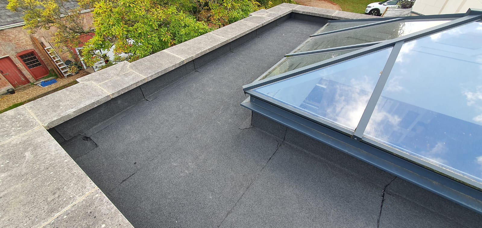 Image gallery slide 9